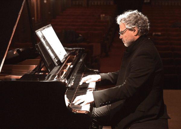 Pascal Amoyel © Pascal Escalier Pascal Amoyel © Pascal Escalier